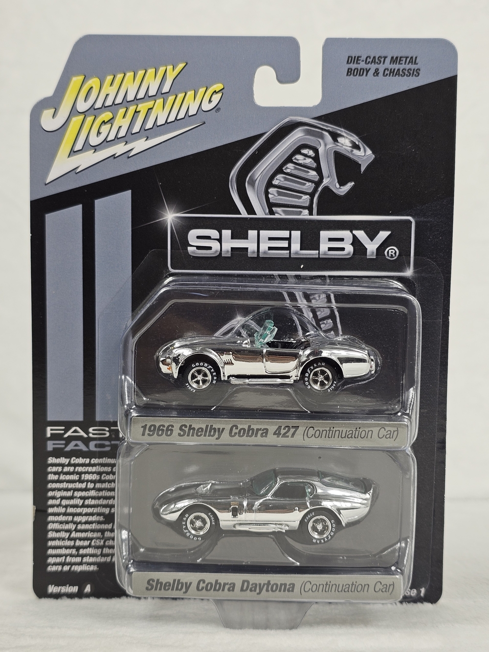Johnny Lightning Fast Facts 1:64 Chrome 1966 Shelby Cobra 427 & Daytona